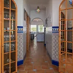 La Contenta Jardin Y Piscina En Conil Centro Коніль-де-ла-Фронтера
